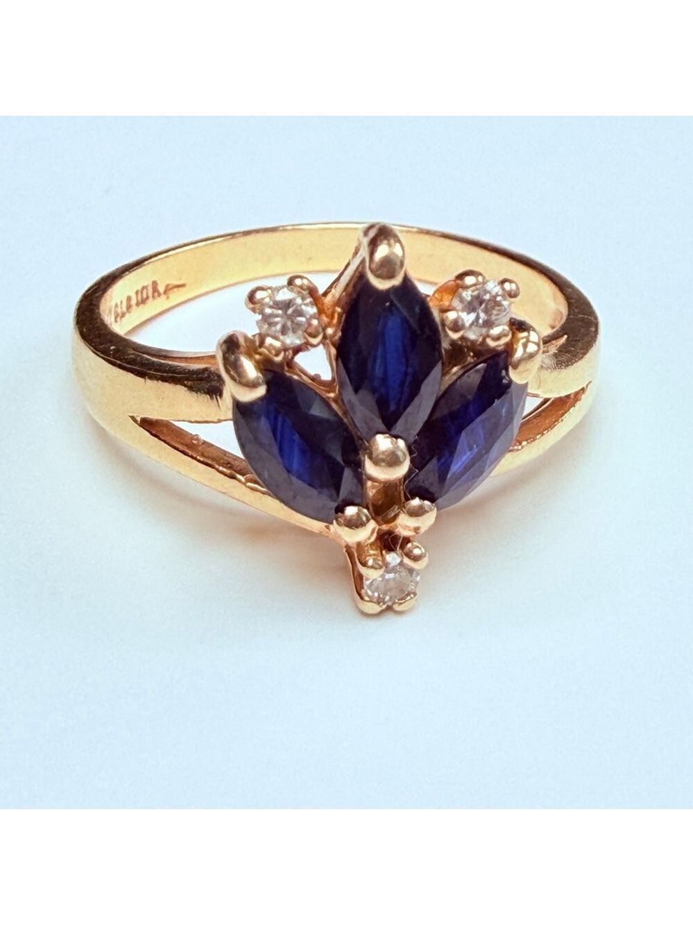 10K Solid Yellow Gold Blue Sapphire & Natural Diamond Cocktail Vintage Ring - Picture 2 of 11